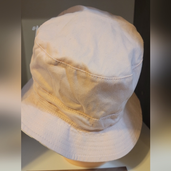 BNWT Puma Reversible Bucket Hat - Picture 5 of 10